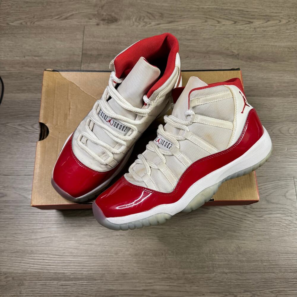 Jordan 11 Retro Cherry (2022) (GS)